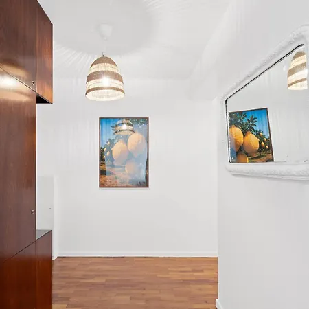 Apartment Lemon Beach-bright 3min To & Metro